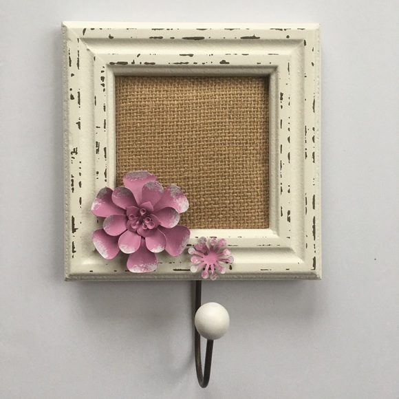 Herb Garden Other - NWT Whitewashed Wall Hanger with Flower Coat Hook
